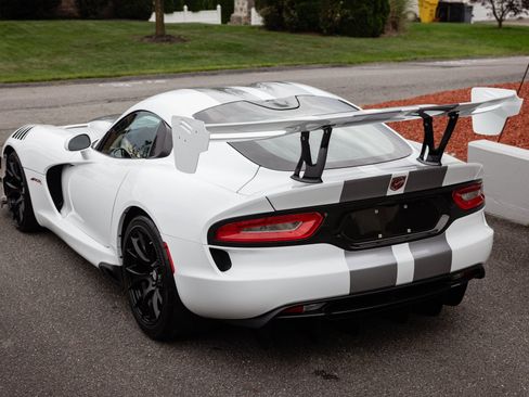 Used 2017 Dodge Viper ACR w/ Extreme Aero Package RWD image 18