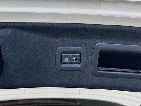 Used 2024 MAZDA CX-90 Plug-In Hybrid w/ Premium Plus AWD/4WD image 33