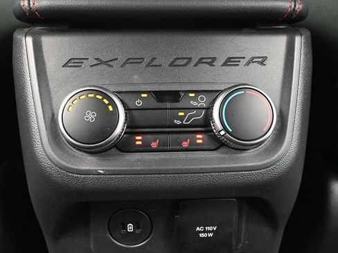 Used 2025 Ford Explorer ST AWD/4WD image 42