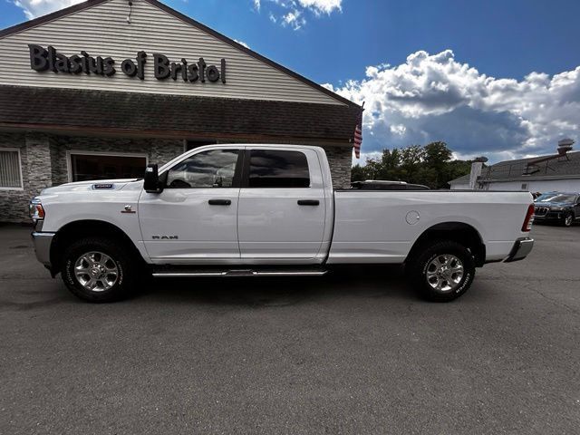 Used 2024 RAM 3500 Big Horn AWD/4WD image 4