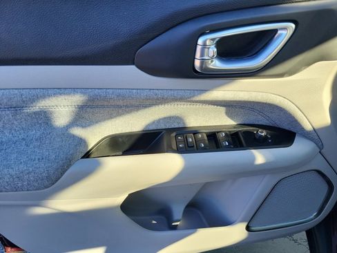 Certified 2022 Jeep Compass Latitude image 24