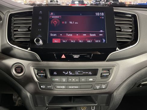 Used 2023 Honda Ridgeline Sport image 22