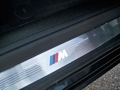 Used 2015 BMW 750i xDrive image 19