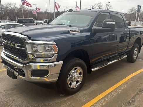 Used 2024 RAM 2500 Tradesman w/ Chrome Appearance Group image 1