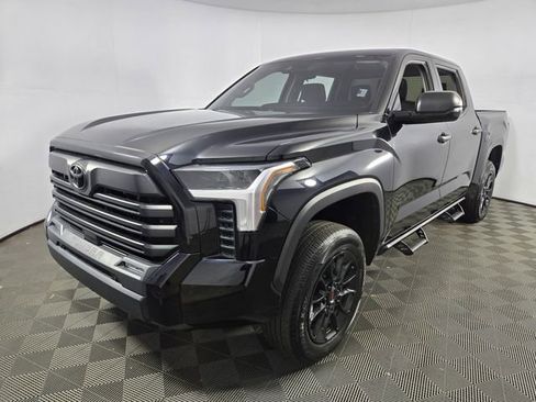 Used 2023 Toyota Tundra SR5 w/ SR5 Convenience Package image 3