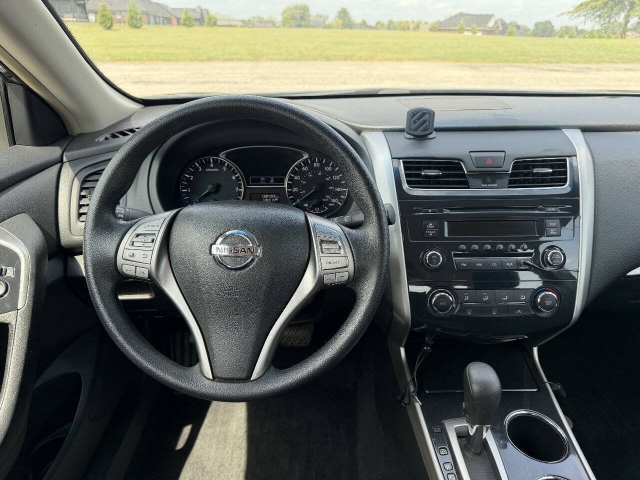 Used 2013 Nissan Altima 2.5 S FWD image 11