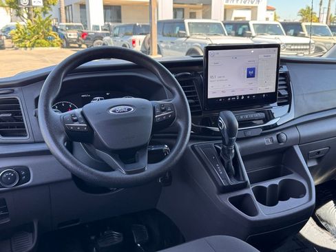 Used 2024 Ford Transit 350 XLT image 28