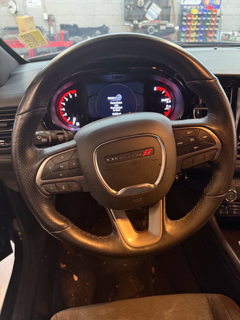 Used 2023 Dodge Durango SXT w/ SXT Blacktop Group AWD/4WD image 15