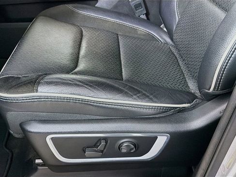 Used 2022 RAM 1500 Laramie image 23