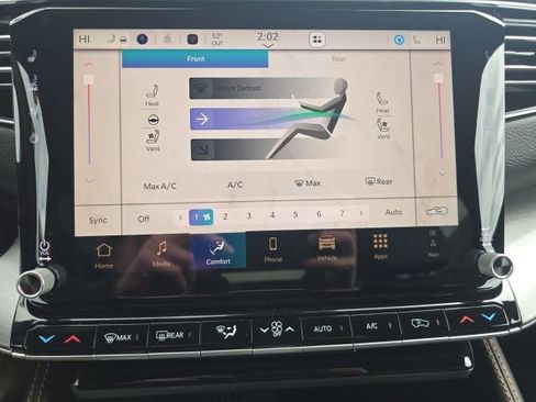 New 2026 Jeep Grand Wagoneer 4WD image 18
