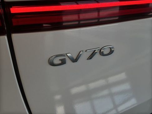 Used 2025 Genesis GV70 2.5T image 23