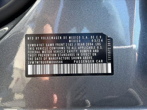 Certified 2024 Volkswagen Jetta SE w/ Panoramic Sunroof Package image 33