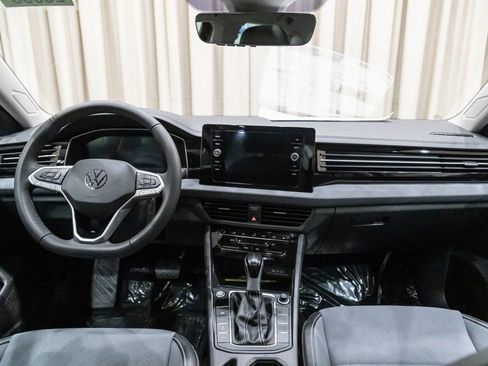 New 2026 Volkswagen Jetta SE image 14