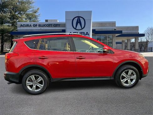 Used 2015 Toyota RAV4 XLE image 7