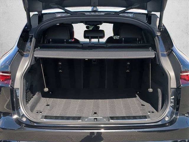 Used 2024 Jaguar F-PACE R-Dynamic S AWD/4WD image 6