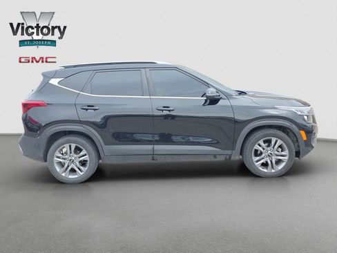 Used 2021 Kia Seltos S FWD image 18
