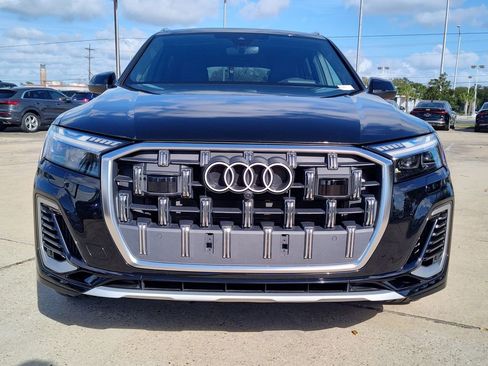 Certified 2025 Audi Q7 3.0T Prestige w/ Prestige Package AWD/4WD image 17