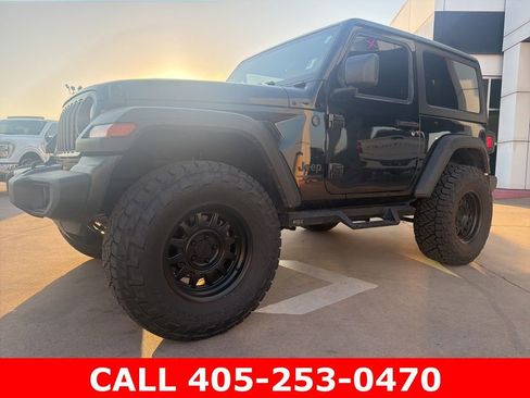 Used 2025 Jeep Wrangler Sport AWD/4WD image 7