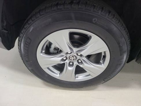 Certified 2024 Toyota RAV4 XLE AWD/4WD image 35