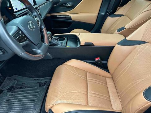 Used 2024 Lexus ES 350 w/ Ultra Luxury Package FWD image 13