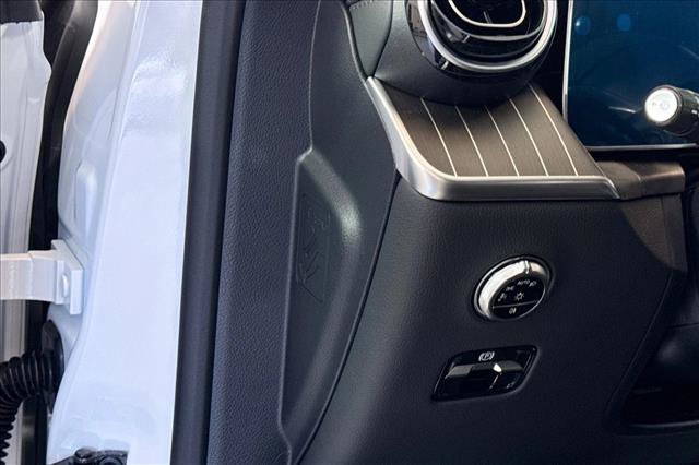 New 2026 Mercedes-Benz GLC 43 AMG 4MATIC image 9