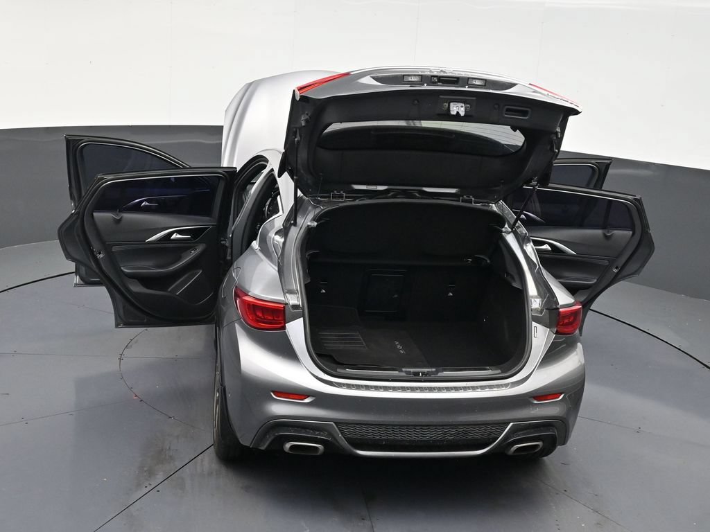 Used 2019 INFINITI QX30 Sport w/ Cargo Package FWD image 34