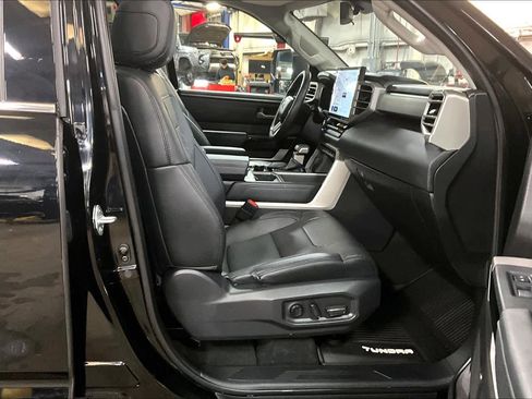 Used 2023 Toyota Tundra Limited image 8