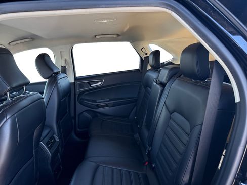 Used 2024 Ford Edge SEL w/ Convenience Package AWD/4WD image 11