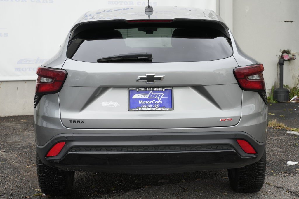 Used 2025 Chevrolet Trax RS w/ Driver Confidence Package FWD image 6