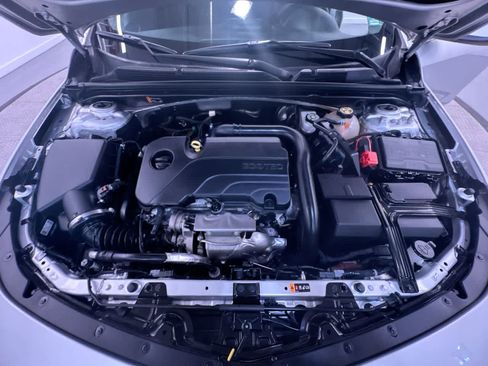 Used 2022 Chevrolet Malibu LT FWD image 11