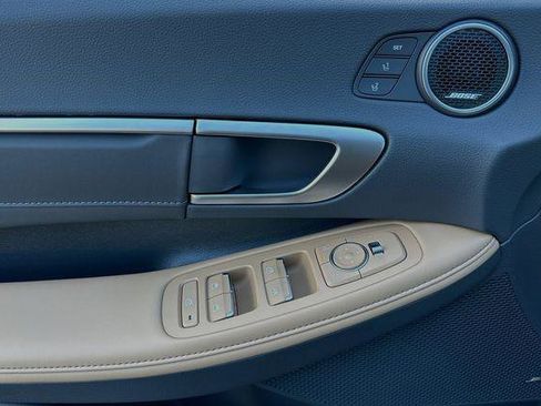 New 2025 Hyundai Sonata Limited image 11