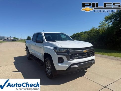 Used 2024 Chevrolet Colorado LT w/ LT Convenience Package II RWD image 1