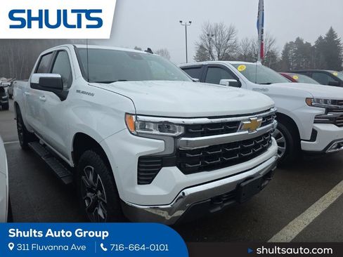 Used 2022 Chevrolet Silverado 1500 LT image 1