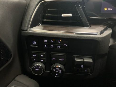 New 2026 Chevrolet Suburban Premier w/ Sun And Tow Package image 58