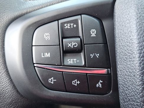 New 2025 Ford Ranger Lariat w/ FX4 Off-Road Package image 12