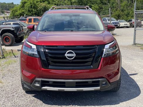 Used 2022 Nissan Pathfinder SL w/ SL Premium Package FWD image 1