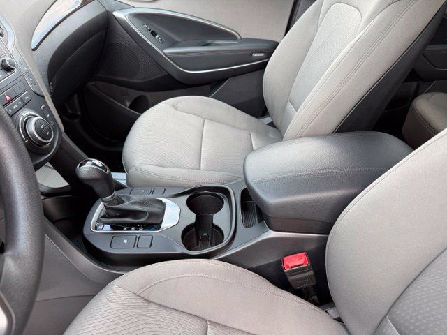 Used 2018 Hyundai Santa Fe Sport w/ 2.4L Value Package 02 FWD image 23