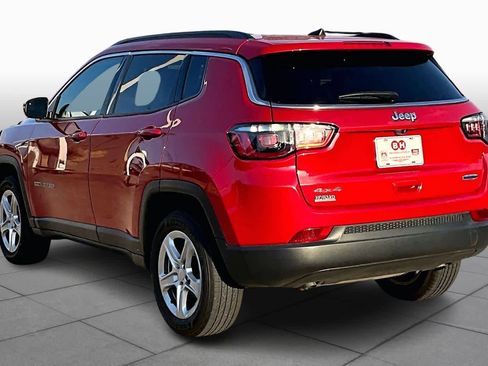 Certified 2024 Jeep Compass Latitude image 12