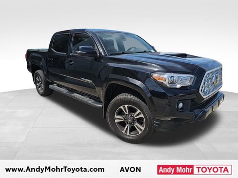 Used 2019 Toyota Tacoma TRD Sport AWD/4WD image 1