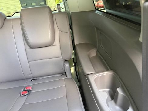 Used 2016 Honda Odyssey EX-L image 30