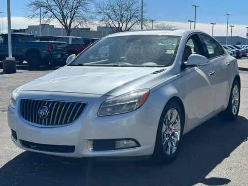Used 2013 Buick Regal Premium image 3
