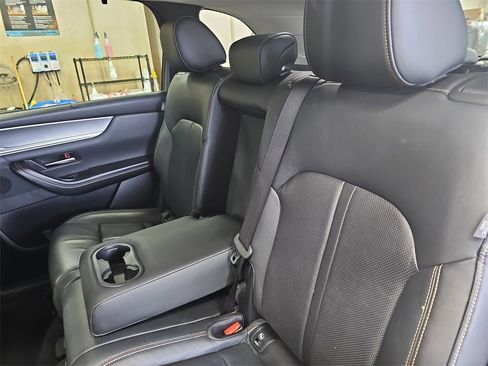 Used 2024 MAZDA CX-90 3.3 Turbo w/ Preferred Plus image 14