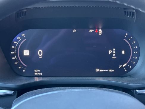 Used 2025 Volvo XC60 B5 Plus image 28