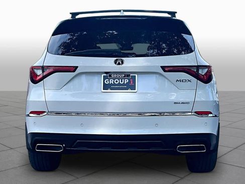 Used 2022 Acura MDX SH-AWD w/ Advance Package image 5