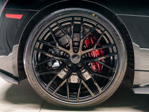 Used 2017 Audi R8 V10 plus image 40