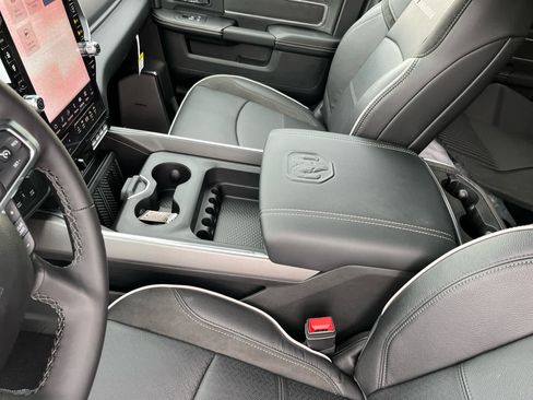 New 2026 RAM 3500 Laramie AWD/4WD image 23