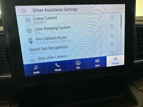 Used 2020 Ford Explorer Limited w/ Class III Trailer Tow Package RWD image 44