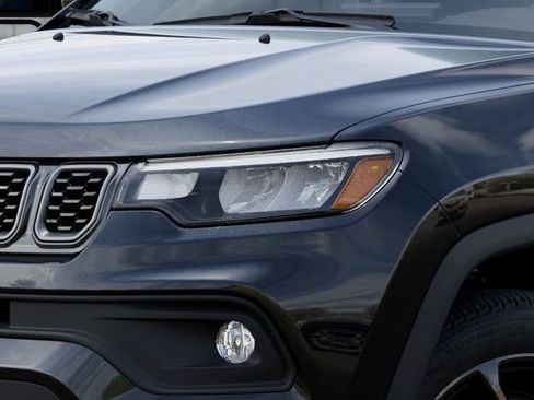 New 2026 Jeep Compass Latitude AWD/4WD image 10