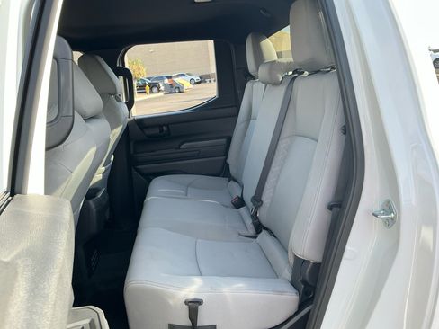 Certified 2025 Toyota Tacoma SR5 image 17