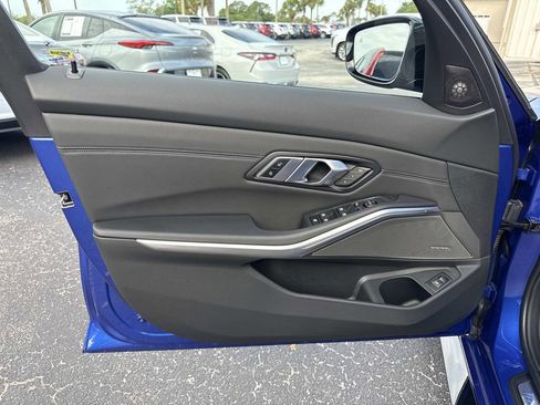 Used 2023 BMW M3 Competition AWD/4WD image 18